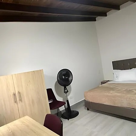 Apartahotel Castellana Medellin Exterior photo