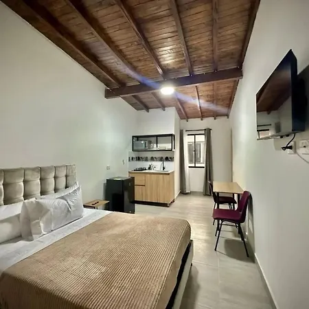 Apartahotel Castellana Medellin Exterior photo