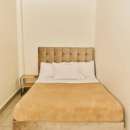 Apartahotel Castellana Medellin Exterior photo