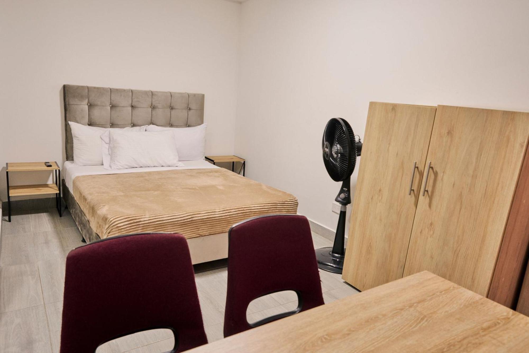 Castellana Apartment *