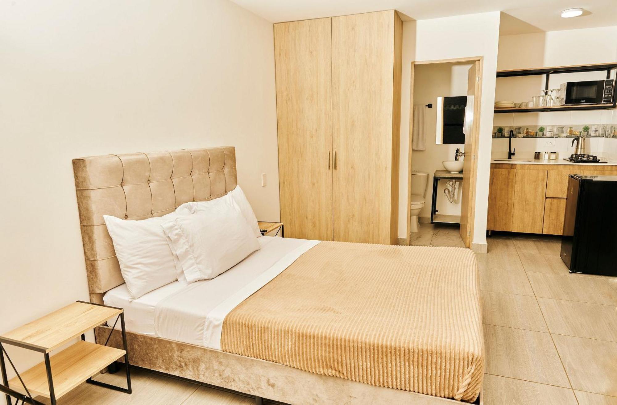 Castellana Apartment *